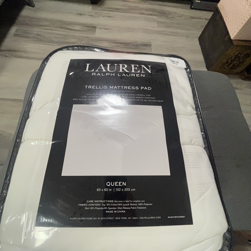 Ralph Lauren Trellis Mattress Pad in White